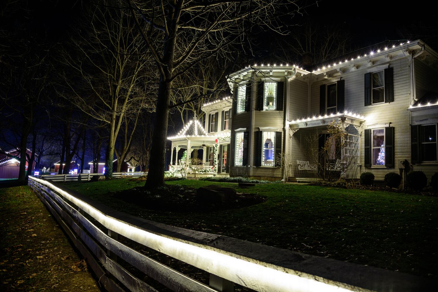 PHOTOS: Holiday Lights dazzle at Lost Creek Reserve in Troy