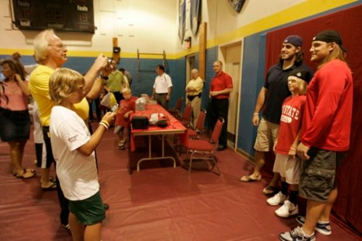 A.J. Hawk holds fundraiser