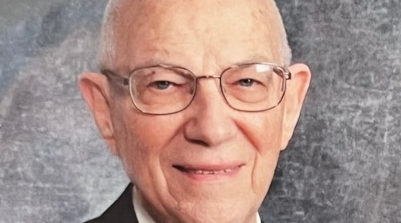 Photo of Robert Chandler