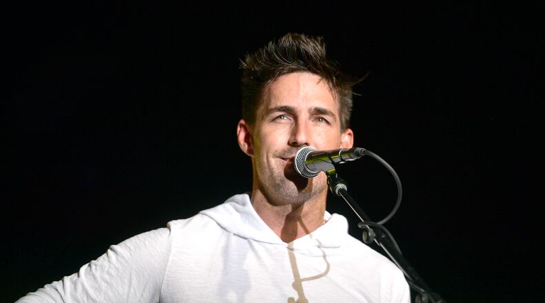 LAS VEGAS, NEVADA - APRIL 05: Jake Owen performs onstage at ACM: Stories, Songs & Stars: A Songwriter's Event Benefiting ACM Lifting Lives on April 05, 2019 in Las Vegas, Nevada. (Photo by Matt Winkelmeyer/Getty Images for ACM)