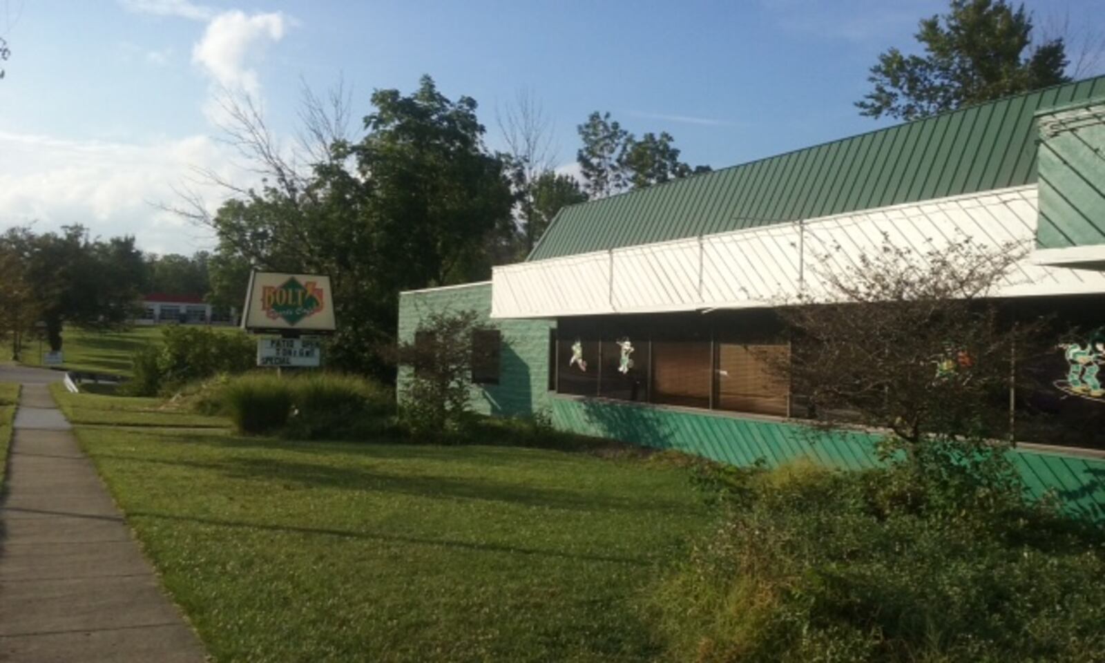 Bolts Sports Cafe, located at 910 S. Main Street, is holding a soft opening for Patio BBQ on Wednesday, June 1. SUBMITTED