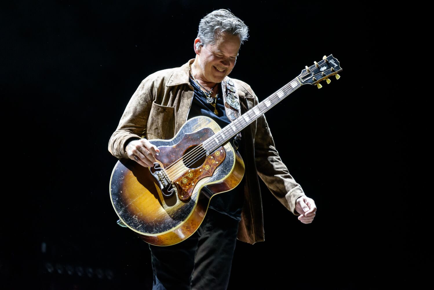 PHOTOS: Gary Allan & Mae Estes Live at Rose Music Center
