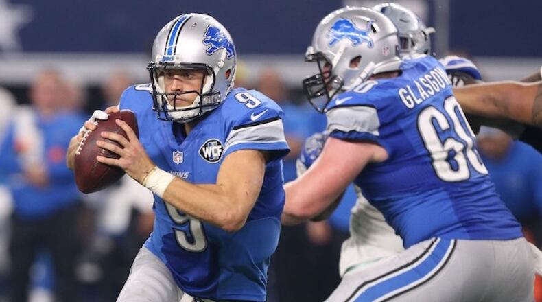 Detroit Lions quarterback Matthew Stafford (9) scrambles in the fourth quarter on Monday, Dec. 26, 2016 in AT&T Stadium in Arlington, Texas. (Richard Rodriguez/Fort Worth Star-Telegram/TNS)