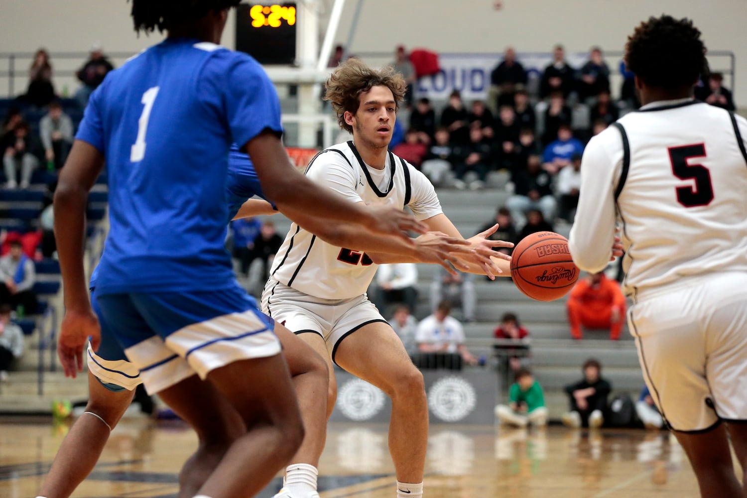 Wayne Wyoming basketball FTTH