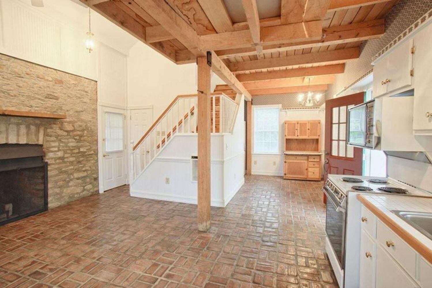 PHOTOS: 10-acre local estate features 3 stone buildings