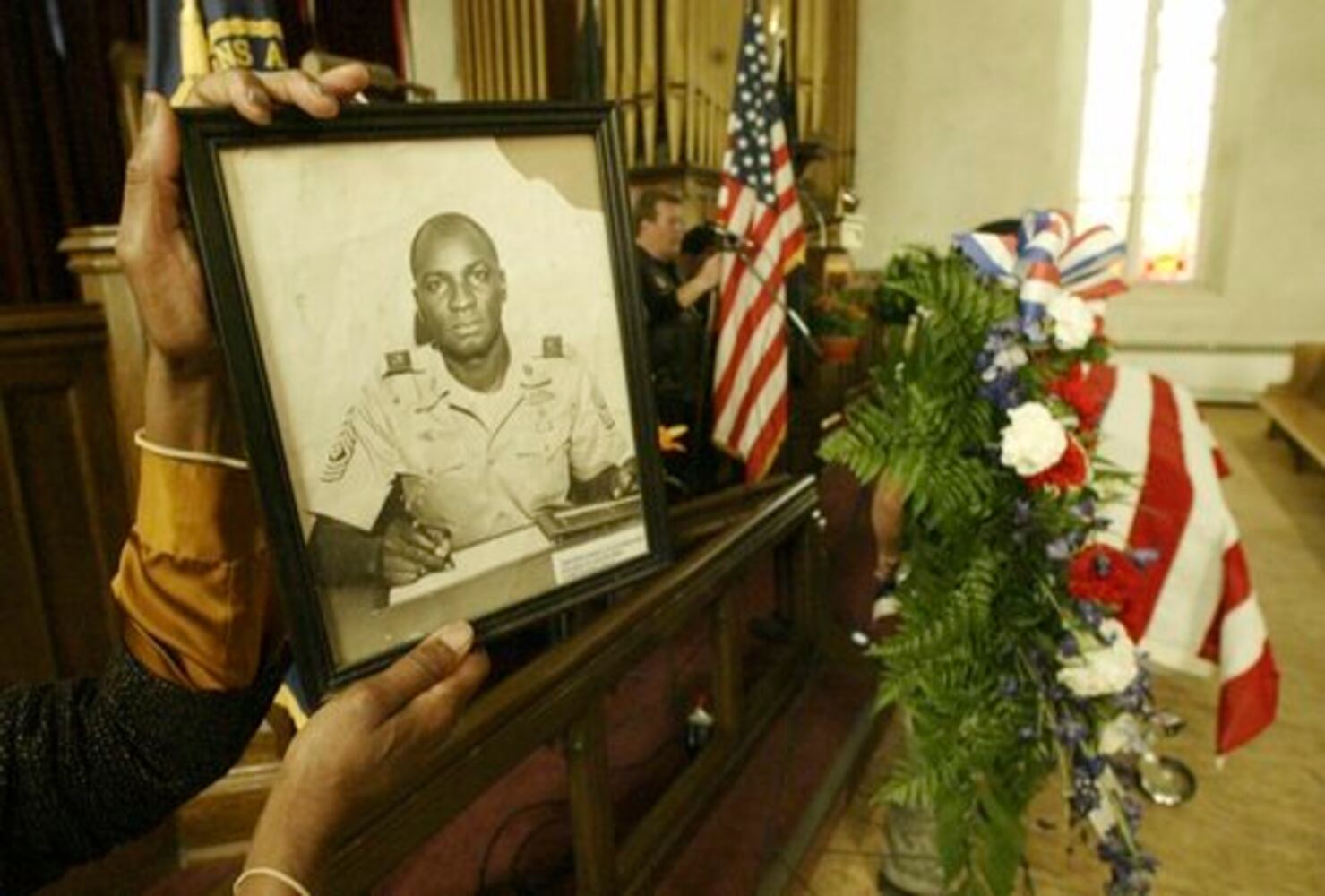 Funeral for slain 3 war veteran