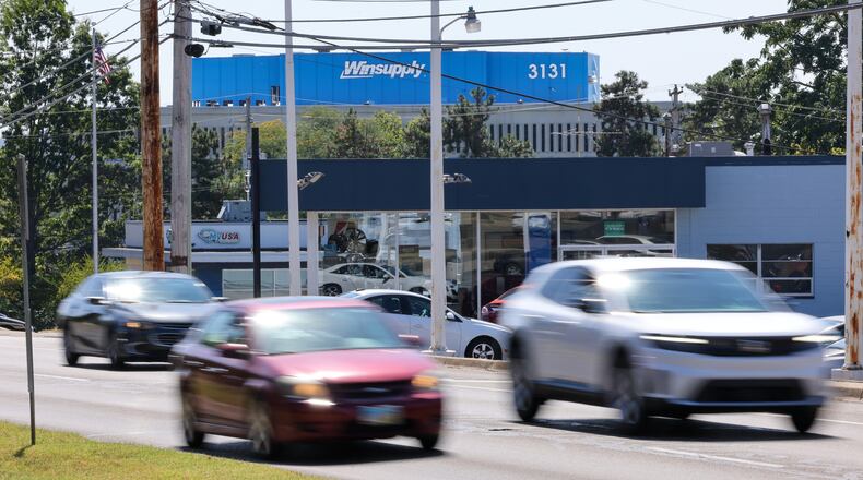 Moraine will repair and repave South Dixie Drive between Hoyle Place and West Dorothy Lane at a cost of nearly $414,000. BRYANT BILLING / STAFF