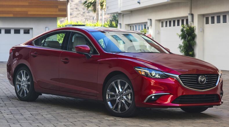There is but one change to the exterior of the 2017 Mazda6: revised door mirrors with better-integrated turn signals that provide a slimmed look for Mazda s midsizer. Mazda photo