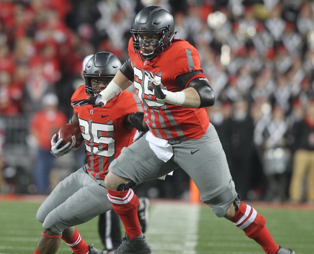 College Football: 7 things to know about Ohio State at Michigan State