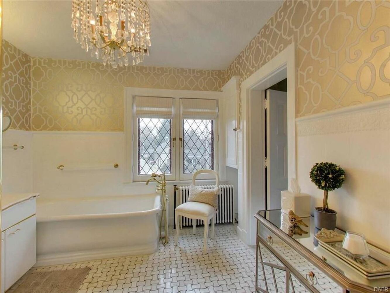 Check out this AMAZING Oakwood home