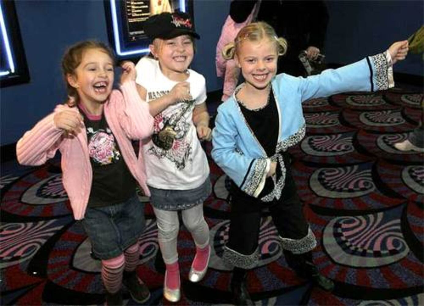 Fans flock to see Hannah Montana