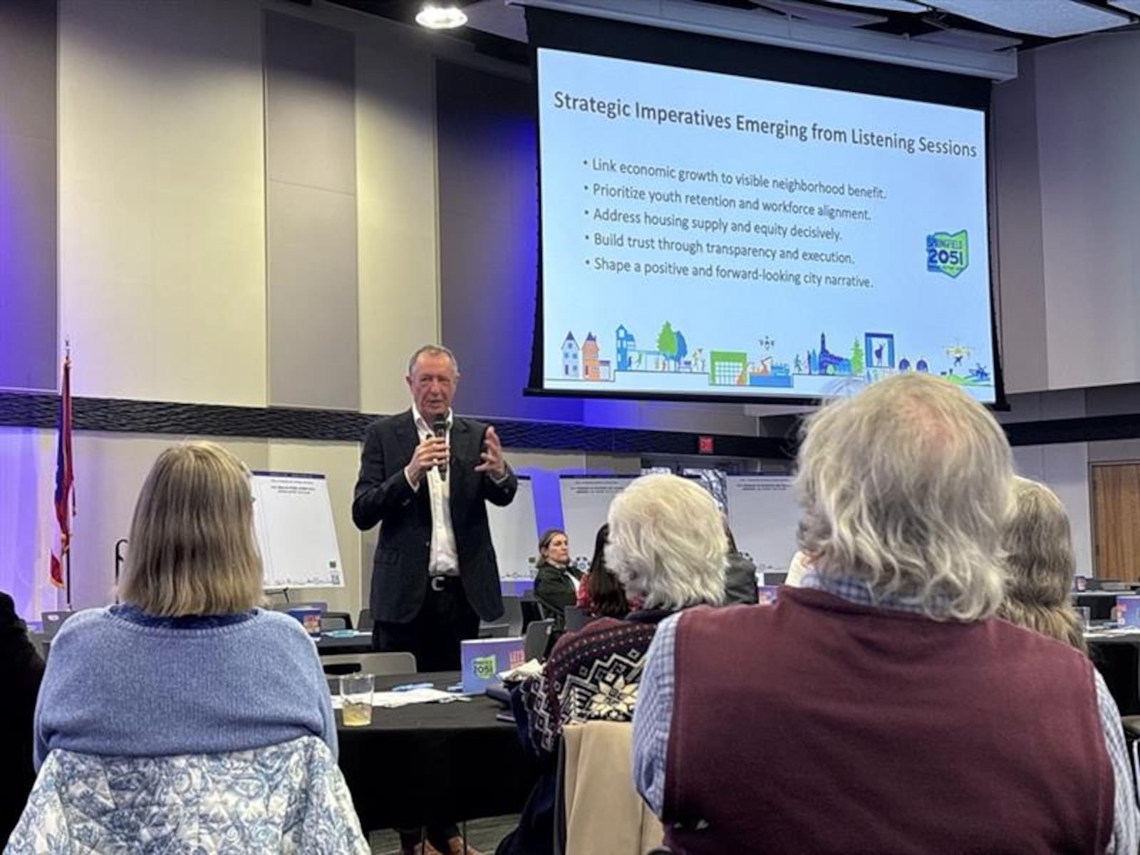 Future IQ CEO David Beurle speaks at the Springfield 2051 Community Summit Tuesday, March 24, 2026 at the Hollenbeck-Bayley Creative Arts and Conference Center. JESSICA OROZCO/STAFF