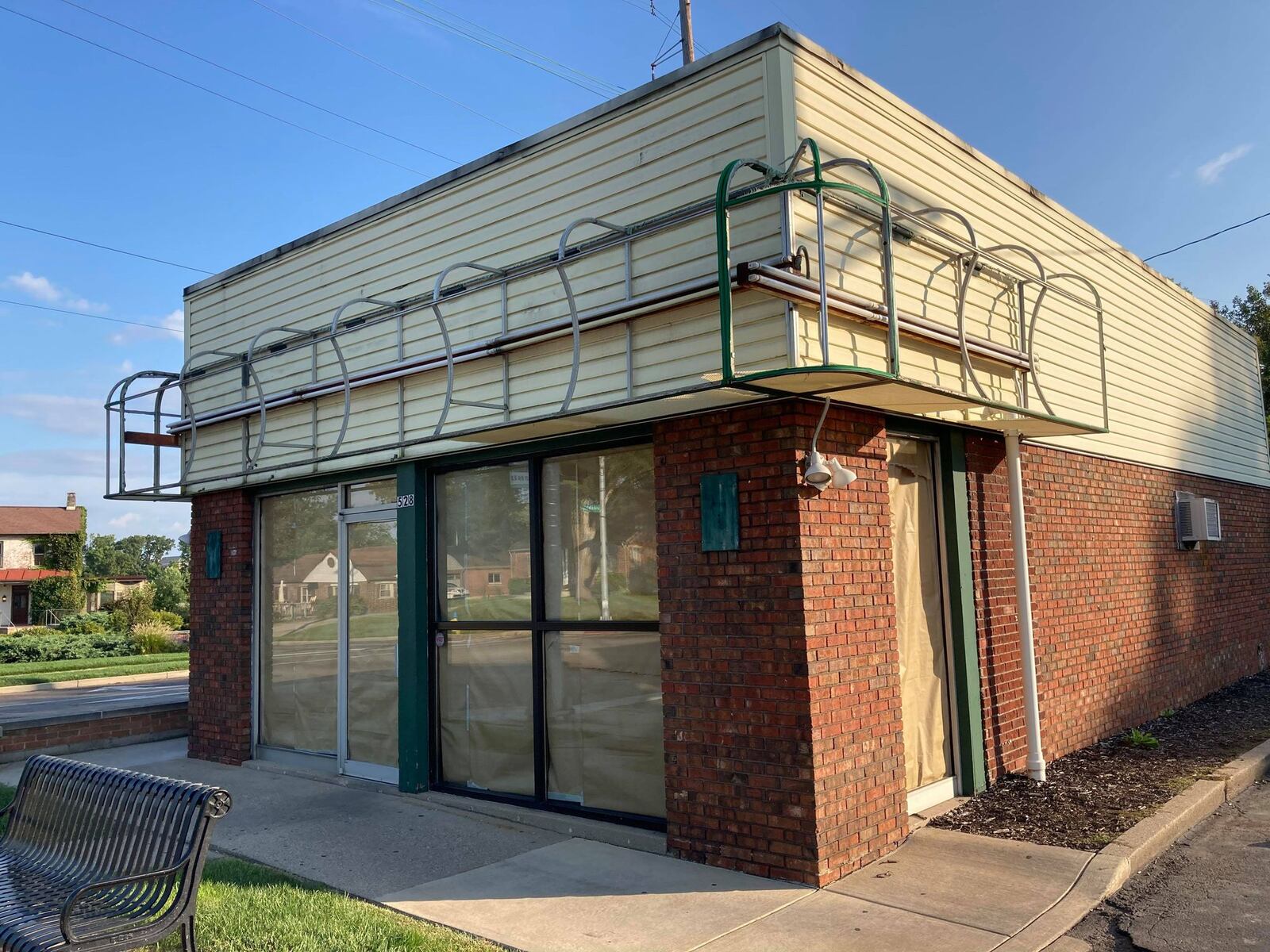 The Subway at 528 Wilmington Ave., on the corner of Irving Ave., has all signage stripped and appears to be permanently closed, though the restaurant says “temporarily closed” on the Subway website.