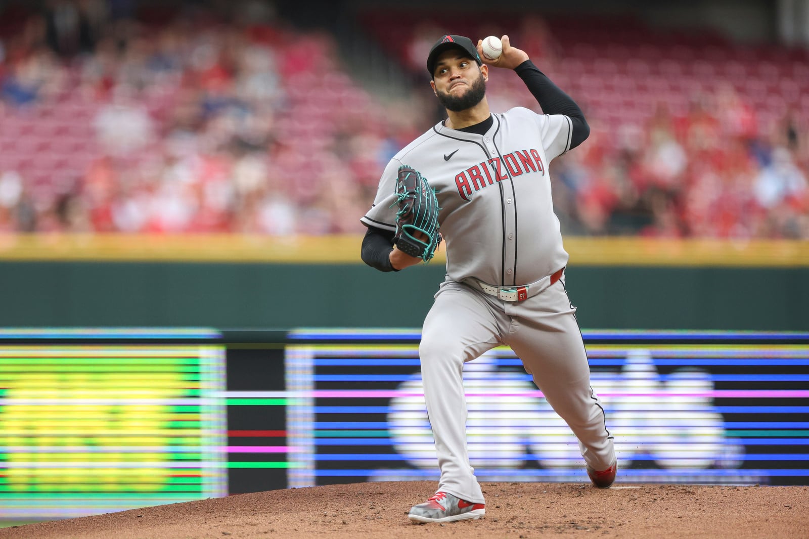 Arizona Diamondbacks pitcher Eduardo Rodriguez throws during the first inning of a baseball game, Friday, June 6, 2025, in Cincinnati. (AP Photo/Abdoul Sow)