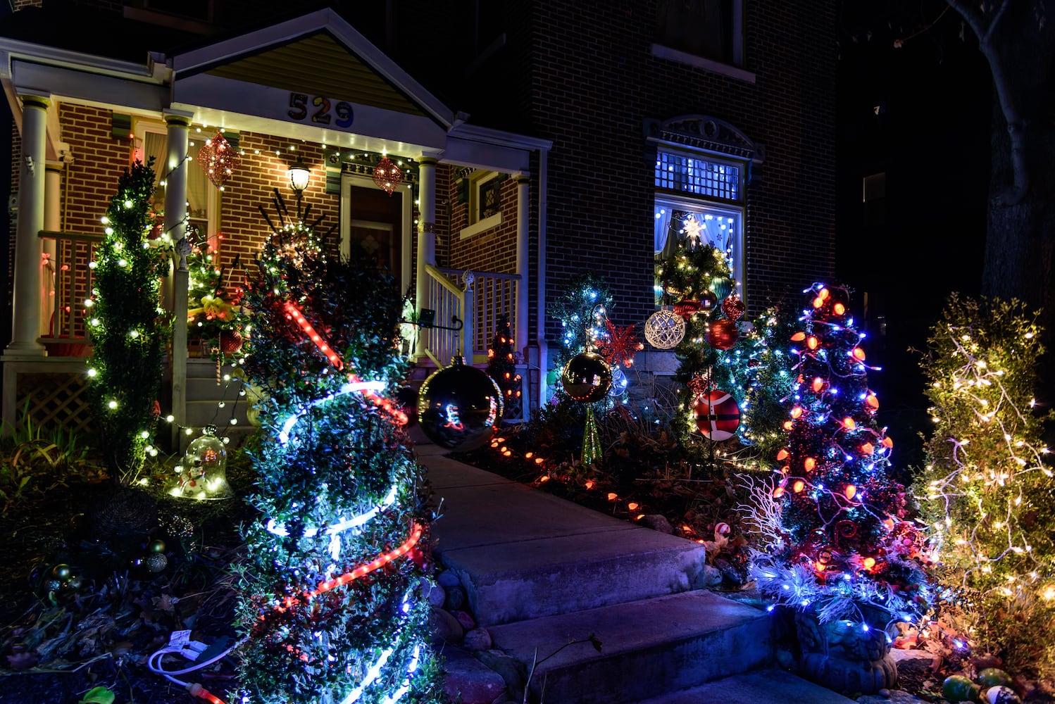 PHOTOS: Holiday on the Hill in the St. Anne's Hill Historic District