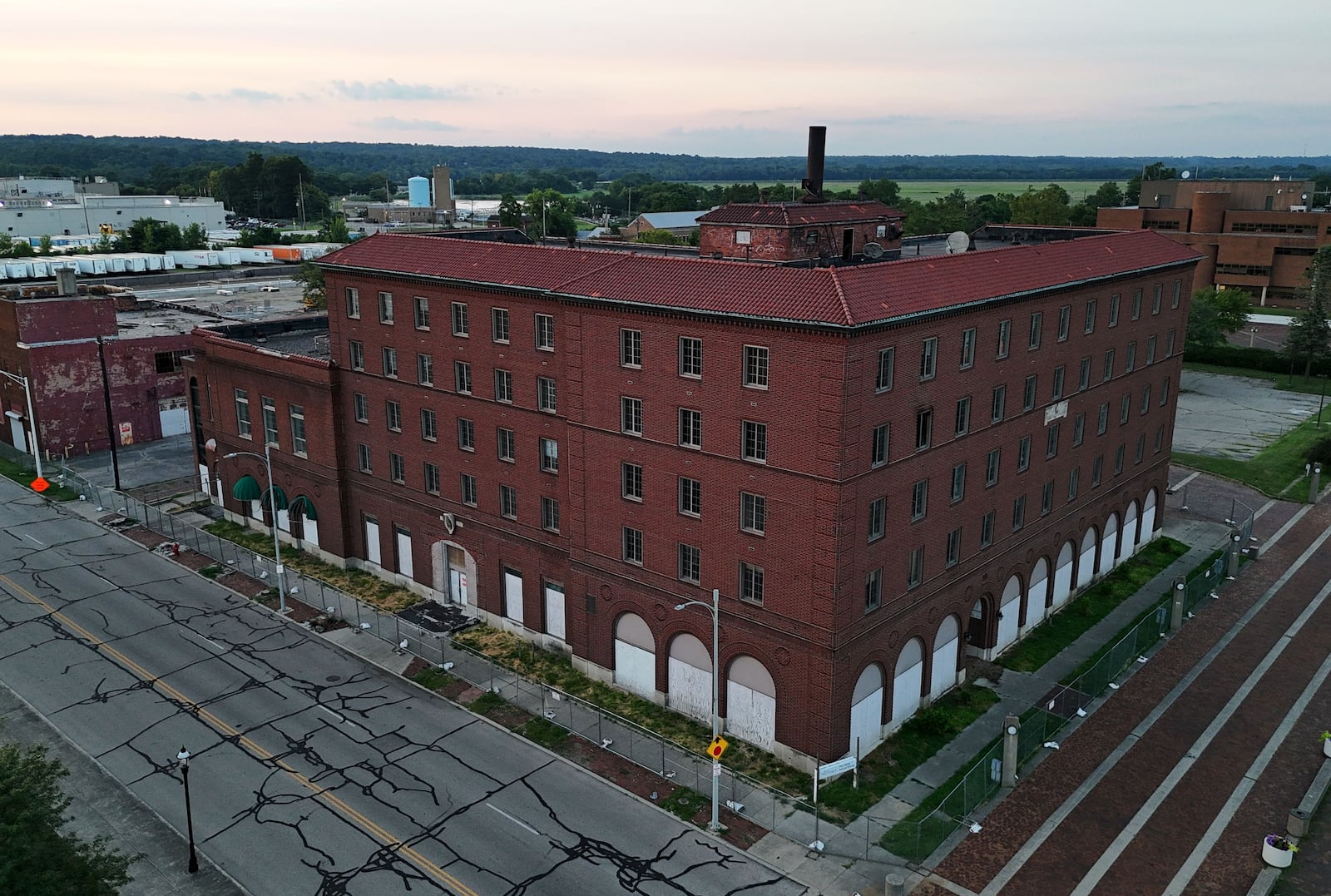 Middletown is asking residents for their opinion on the fate of two downtown buildings, the Manchester Inn and the Sonshine building. NICK GRAHAM/STAFF