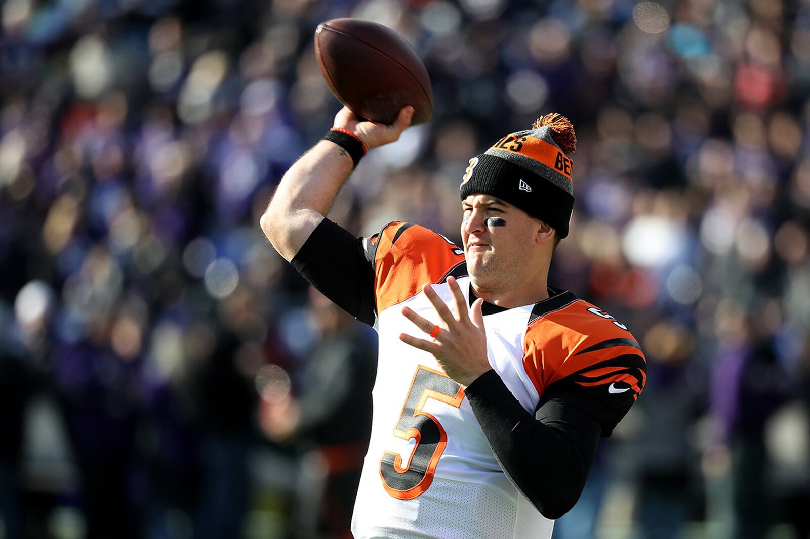 BALTIMORE, MD - NOVEMBER 27: Quarterback AJ McCarron #5 of the Cincinnati Bengals warms up prior to a game against the Baltimore Ravens at M&T Bank Stadium on November 27, 2016 in Baltimore, Maryland. (Photo by Rob Carr/Getty Images)