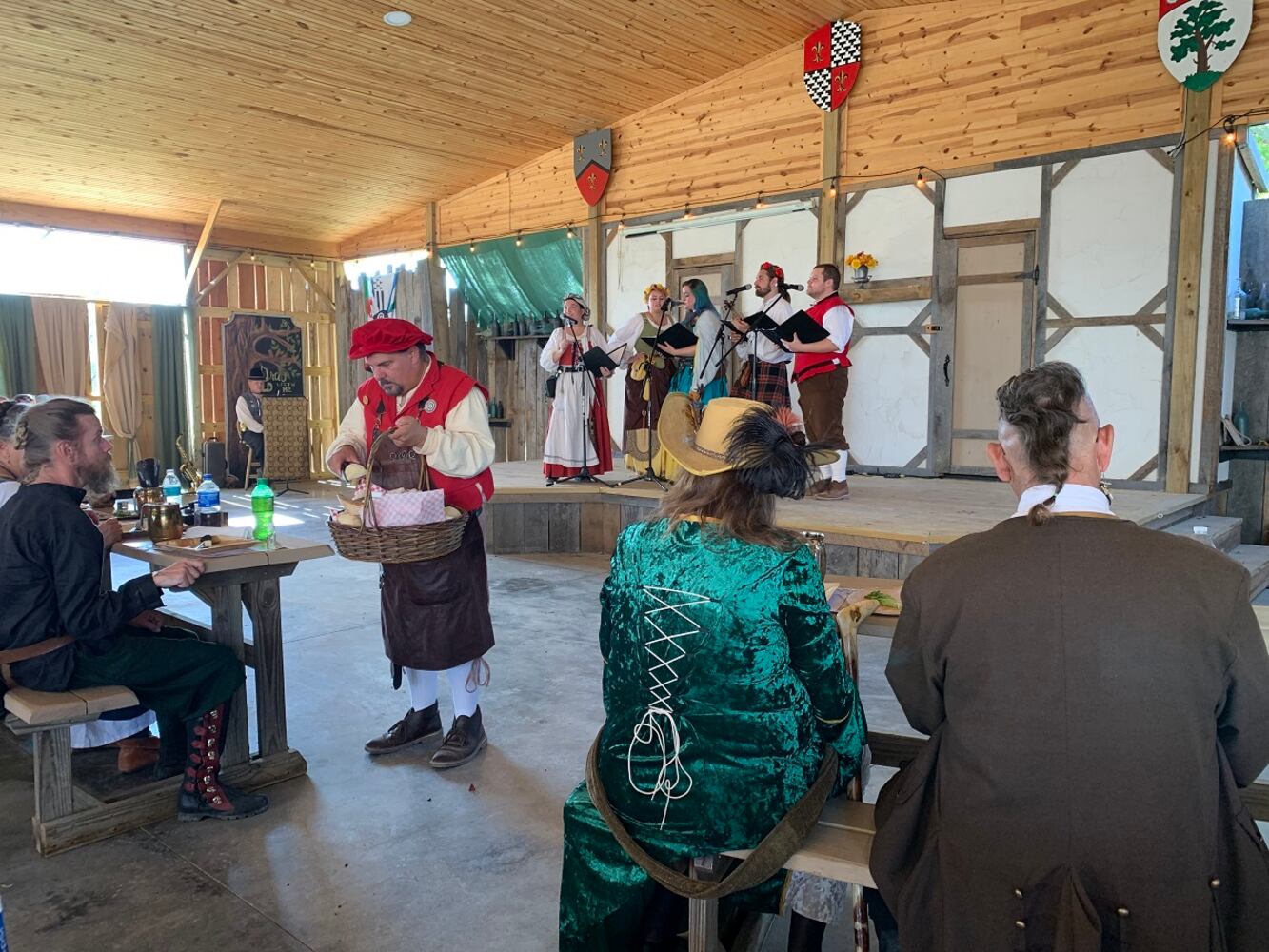 PHOTOS: Scenes from a Royal Feast at Ohio Renaissance Festival