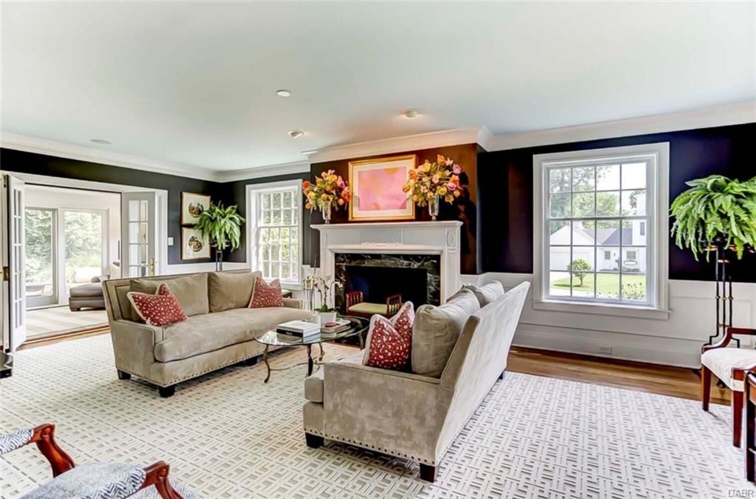 PHOTOS: Luxury Oakwood home up for sale