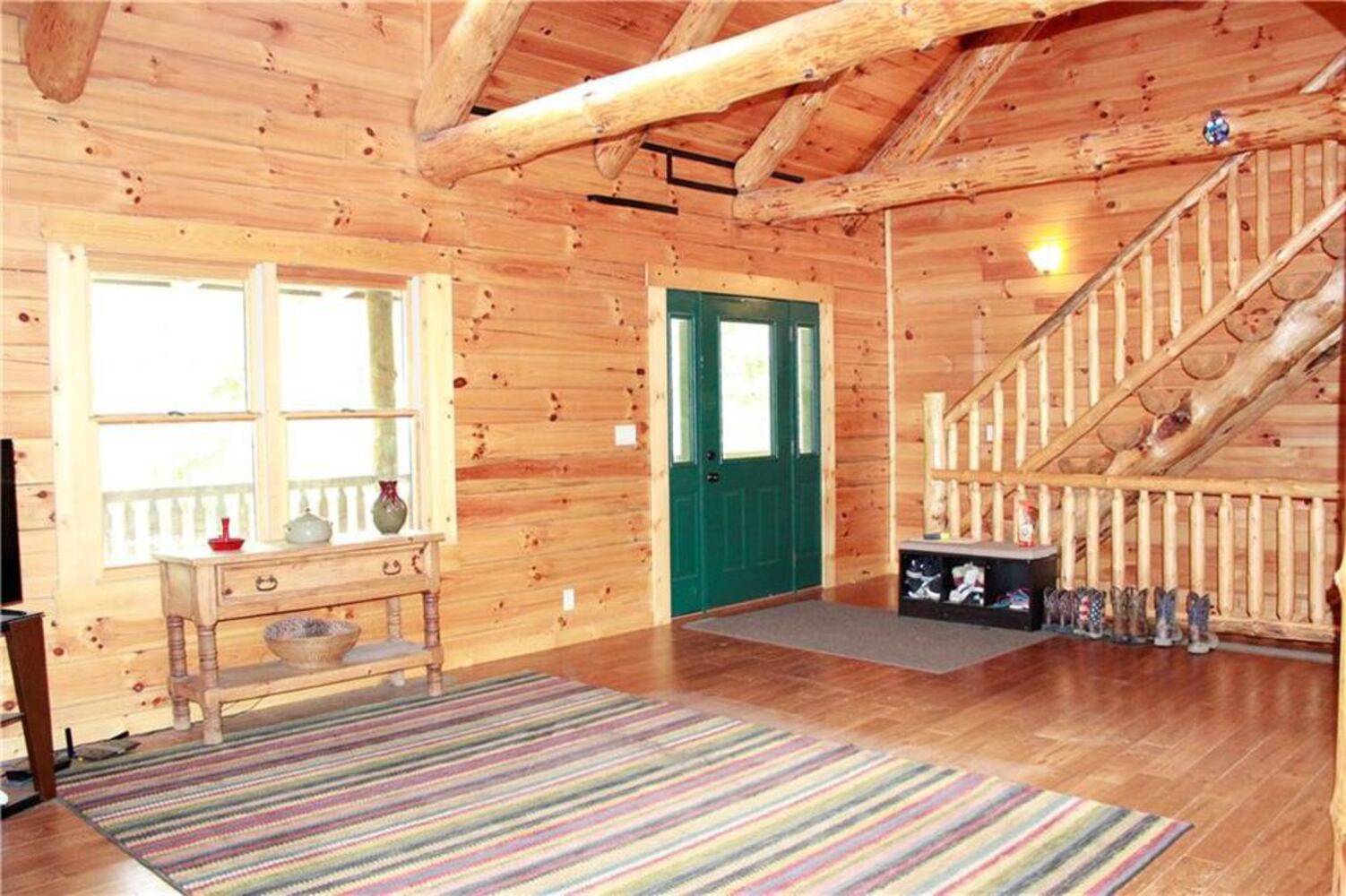 PHOTOS: Cabin home on 45.7 acres on market in Urbana
