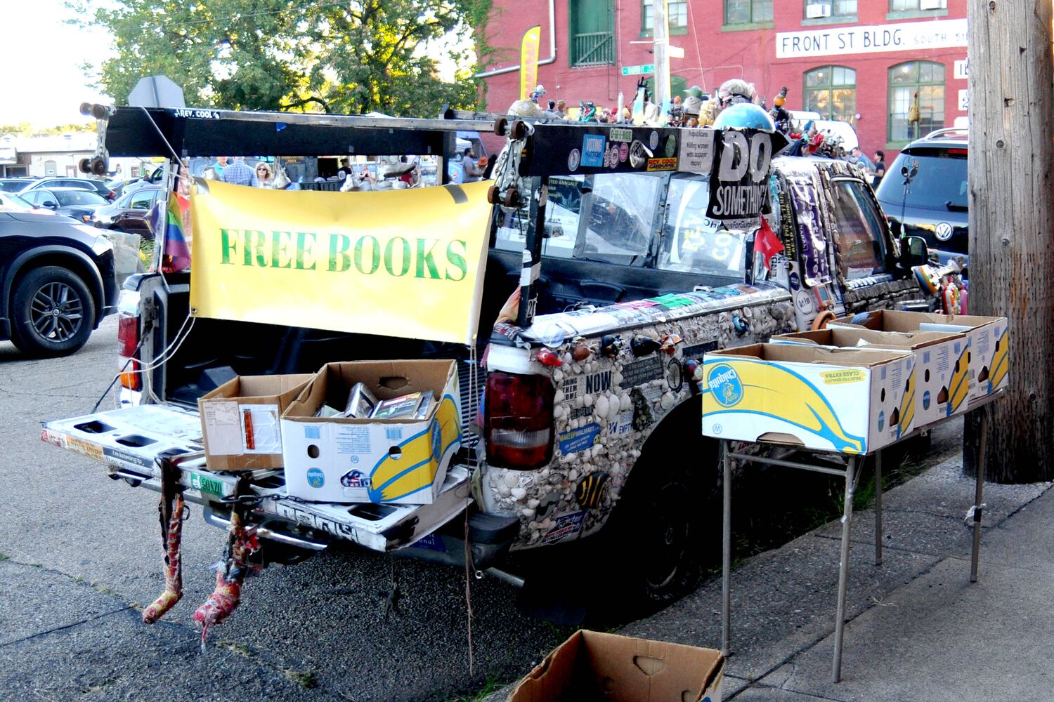 Did we spot you at the First Friday Art Hop at Front Street?
