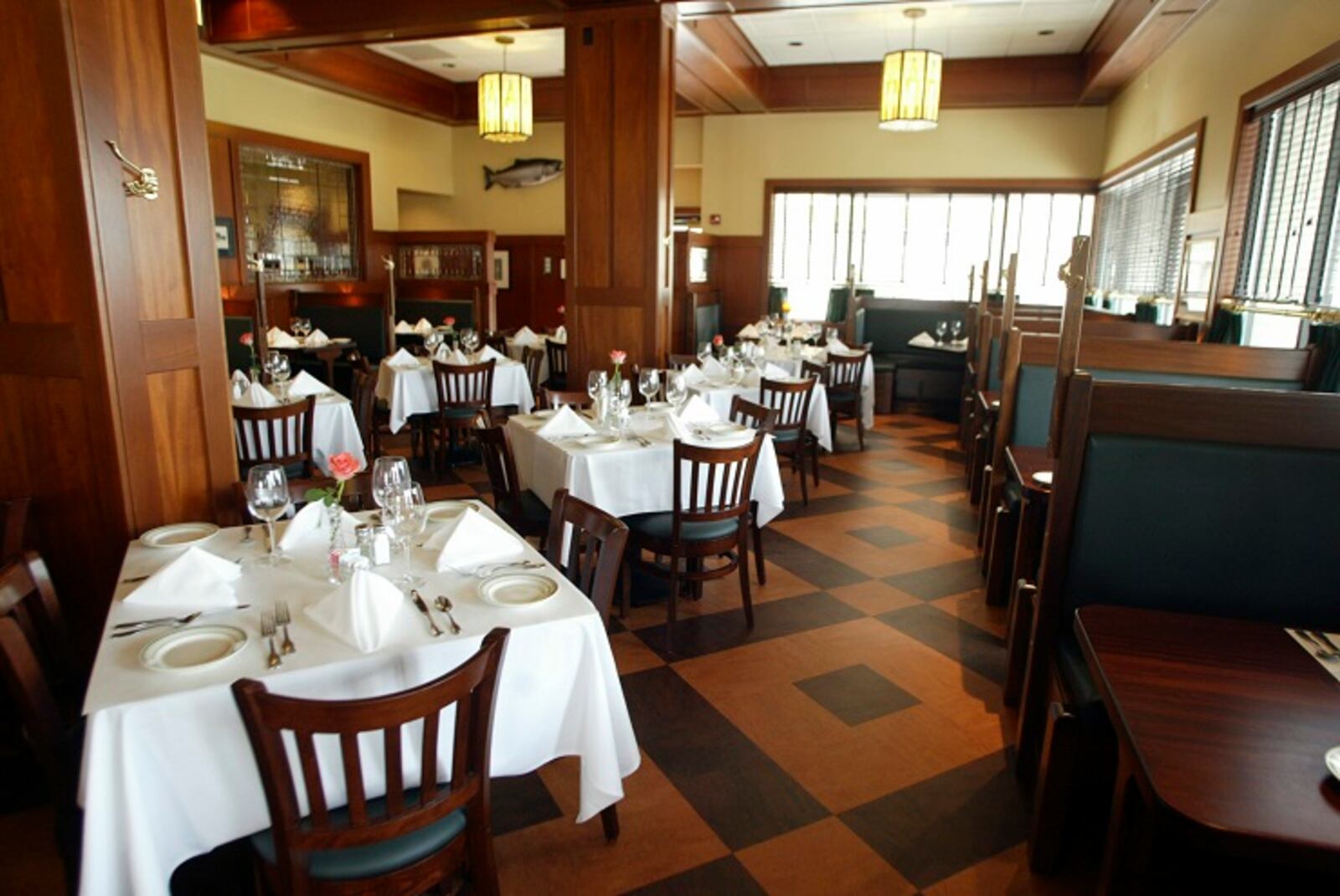 McCormick & Schmick’s seafood restaurant at The Greene in Beavercreek, which shut down effective Sunday. 2009 STAFF FILE PHOTO