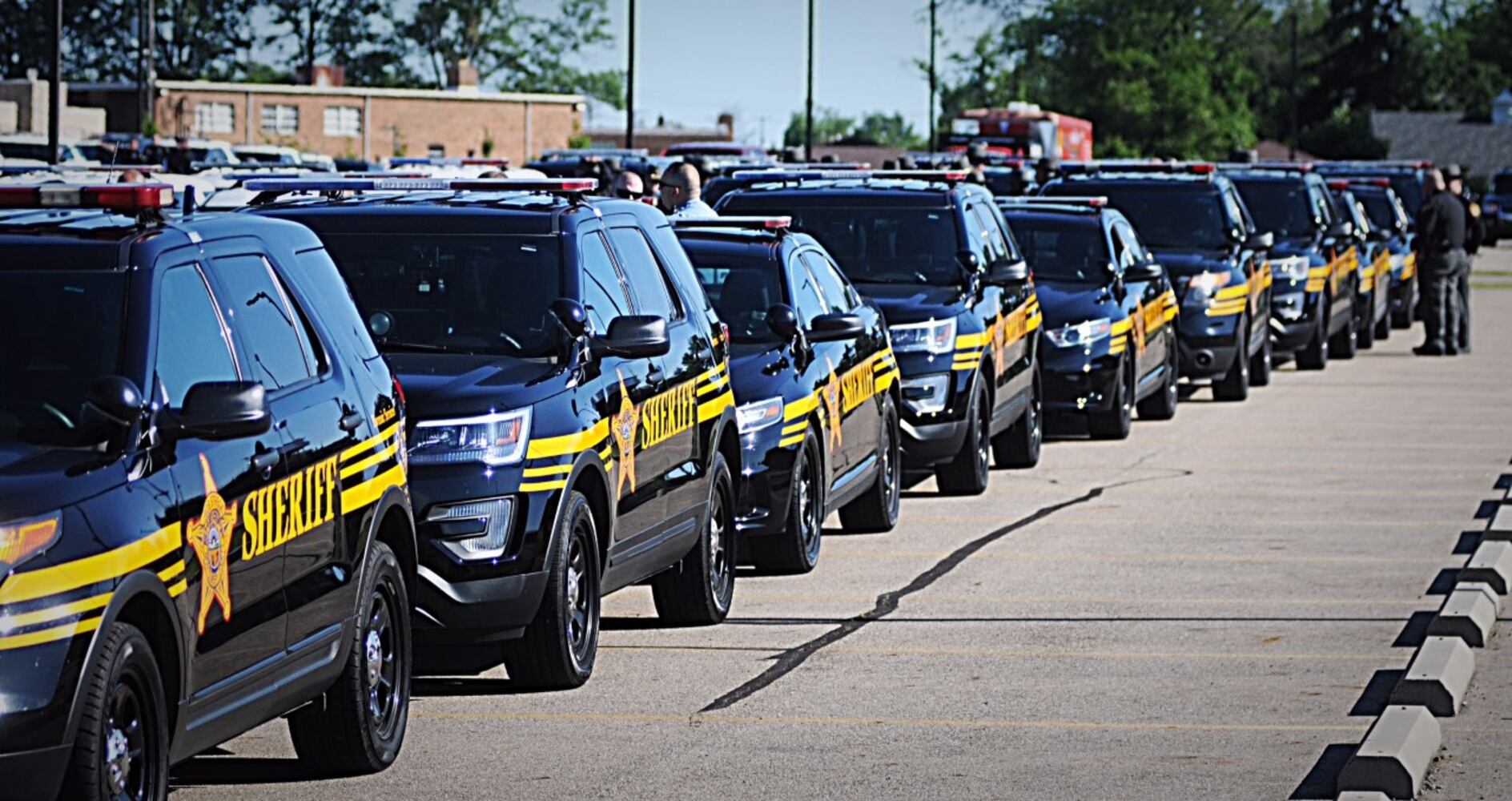Law-enforcement showing respect for fallen officer