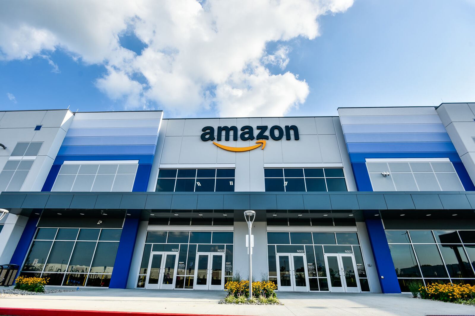 Amazon will build a similar fulfillment center to this one Monroe in Union in the next year. NICK GRAHAM/STAFF