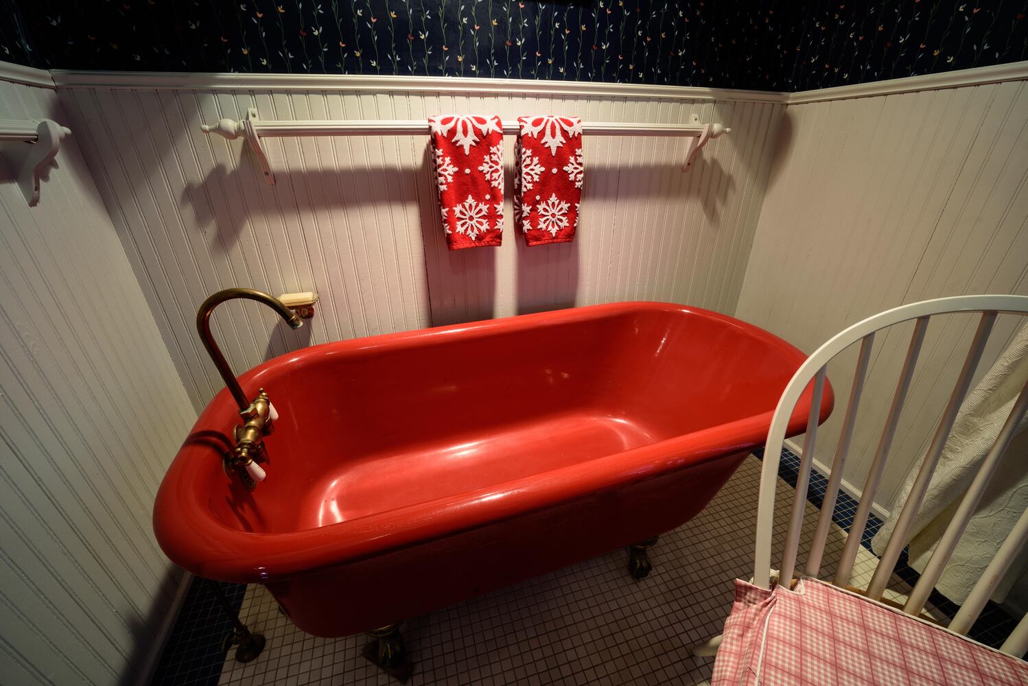 PHOTOS: The Oregon Historic District’s Virtual Grand Holiday Tour of Homes