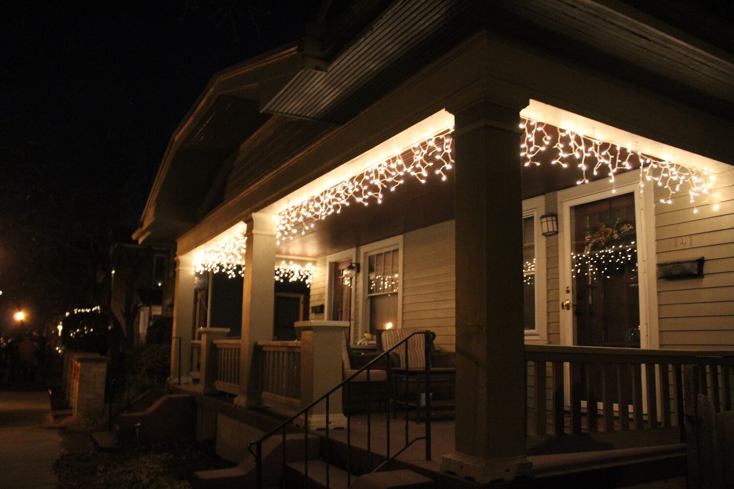 PHOTOS: Must-see Oregon District homes decked out for the holidays