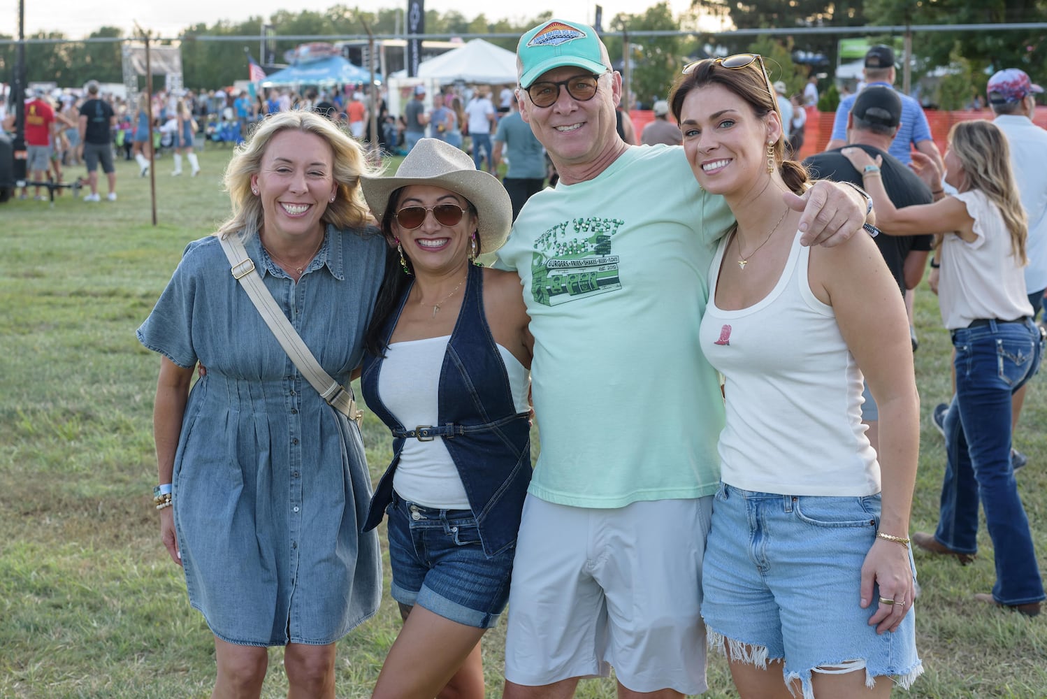 PHOTOS: Carrie Underwood & Shaboozey at the 2025 Voices of America Country Music Fest