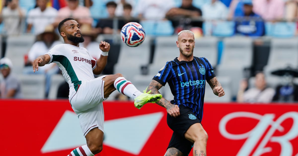 Fluminense gets early goal from Germán Cano to knock out Inter Milan in Club World Cup...