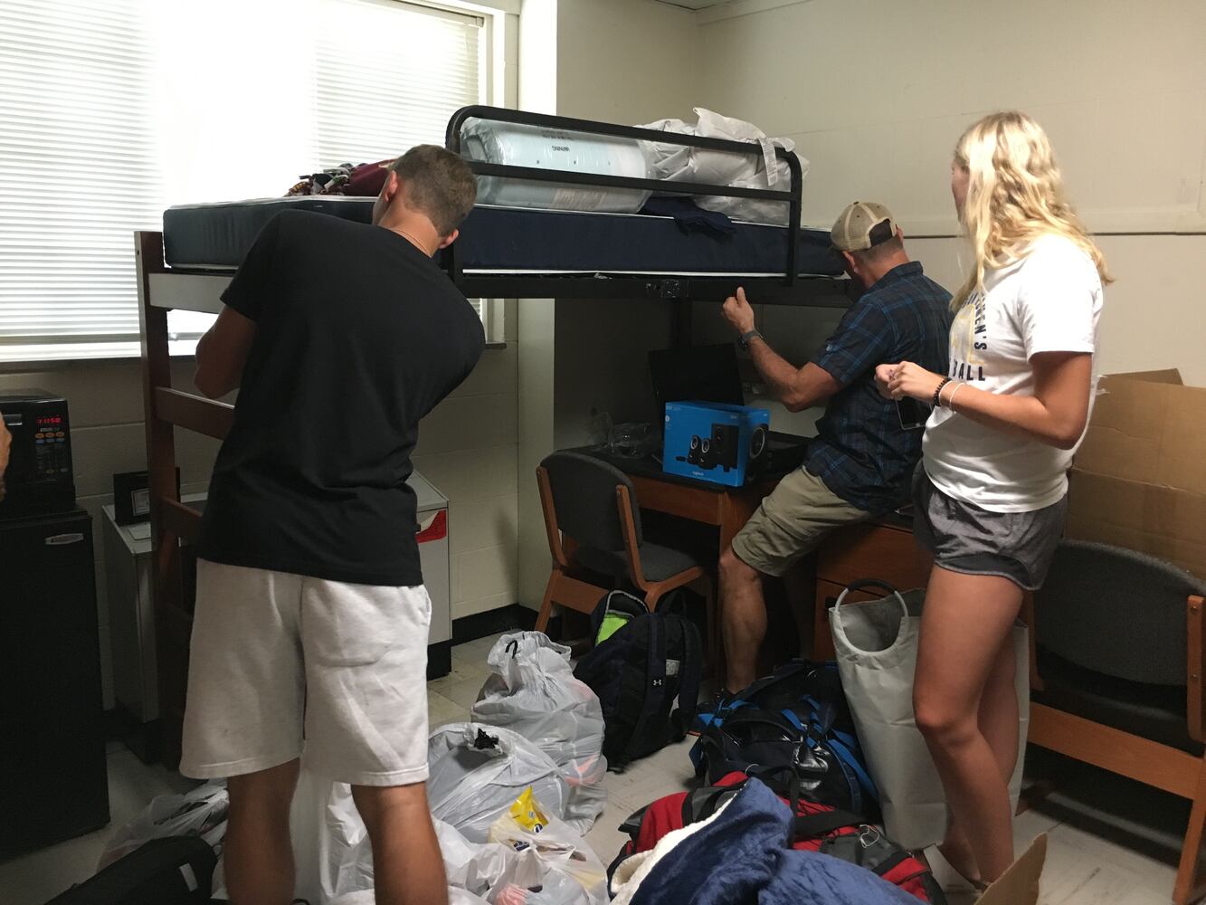 PHOTOS: More than 2K freshmen arrive at UD