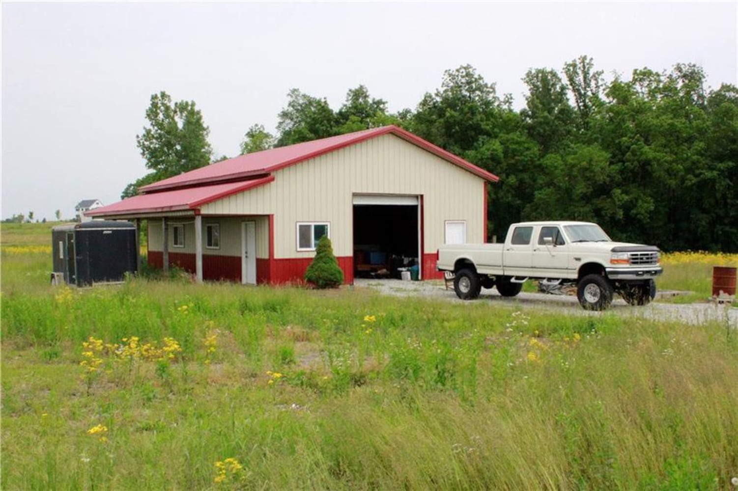 PHOTOS: Cabin home on 45.7 acres on market in Urbana