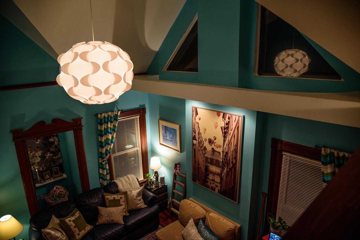 PHOTOS: Take a look inside stunning Oregon District homes decorated for its annual Candlelight Holiday Tour