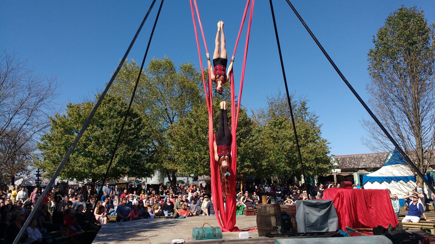 PHOTOS: Check out these AMAZING costumes from Ohio Ren Fest’s fantasy weekend