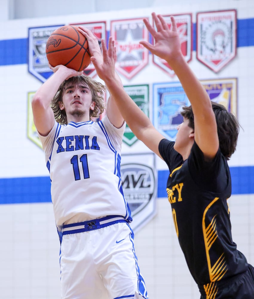 DDN 120425 Sidney Xenia