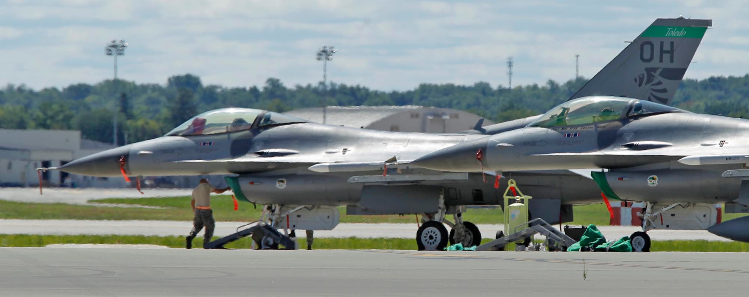 Fighter Jets Return to Wright-Patt
