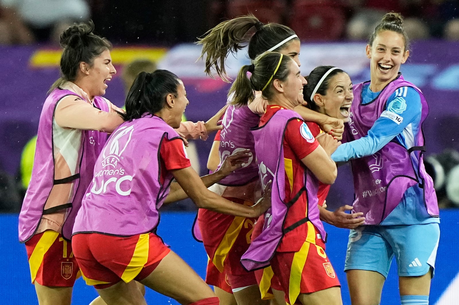 Spain's Aitana Bonmati celebrates with teammates after scoring her sides first goal during the Women's Euro 2025 semifinals soccer match between Germany and Spain at Stadion Letzigrund in Zurich, Switzerland, Wednesday, July 23, 2025. (AP Photo/Martin Meissner)