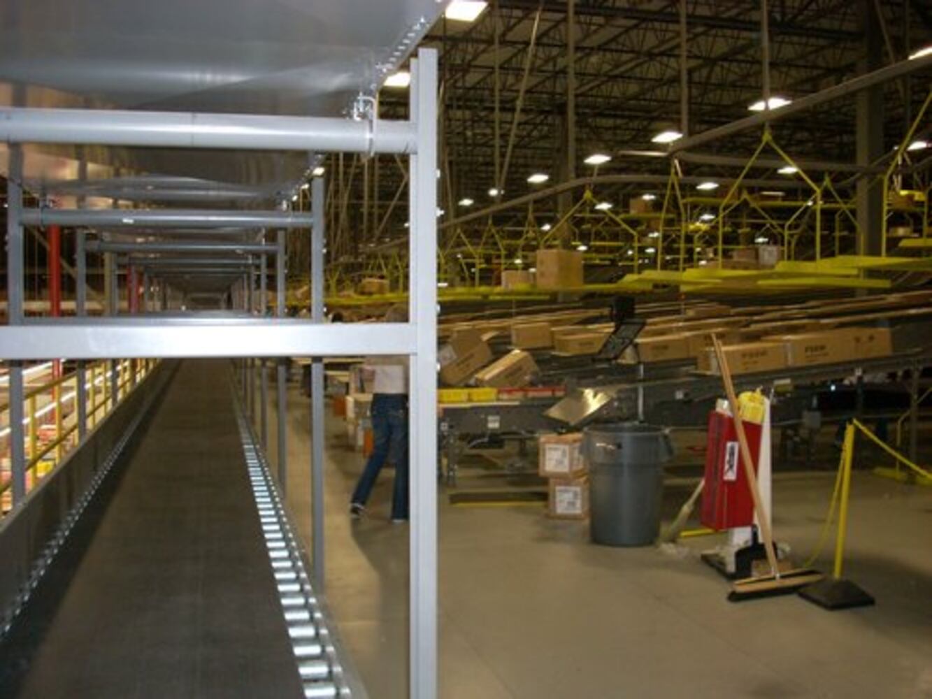 Distribution center opens