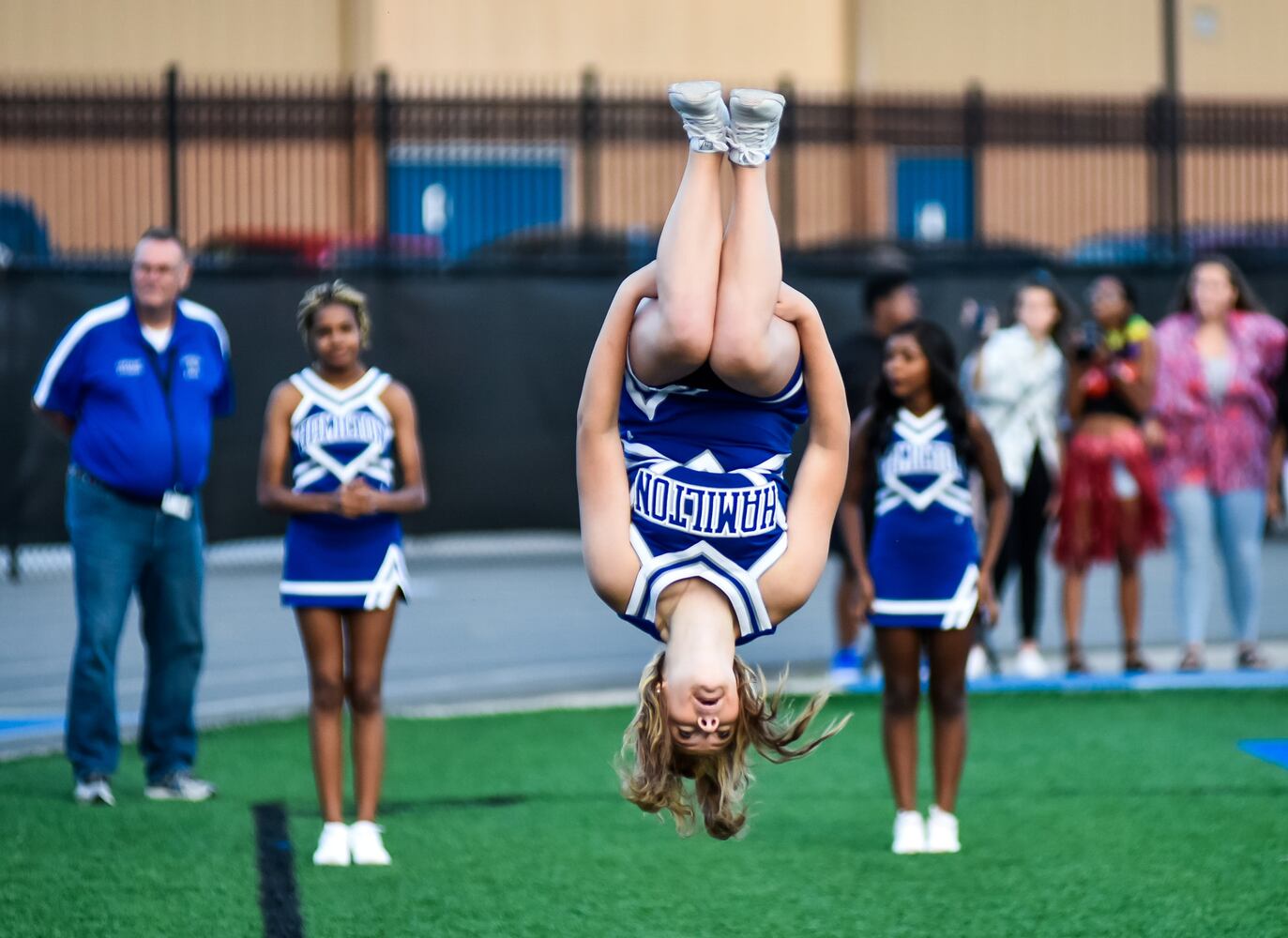 Hamilton Big Blue Football beats Anderson