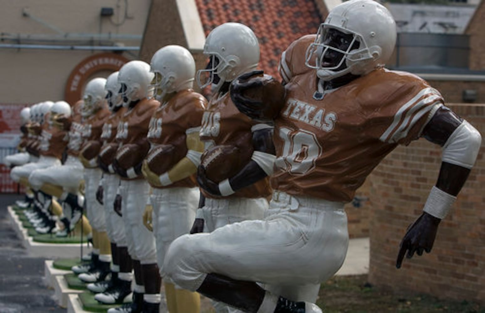 UT sports statues, 10.19.10