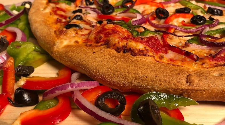 Locally based restaurant chains Rapid Fired Pizza and Hot Head Burritos are seeking to expand quickly.