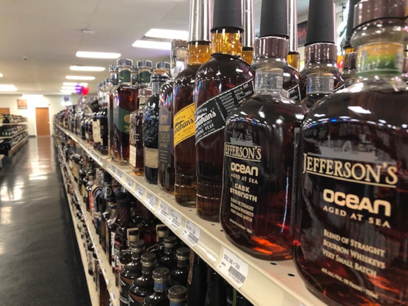 Bourbon lovers turn out in droves in Kettering for ‘Oopsie’ bourbon with a bargain price