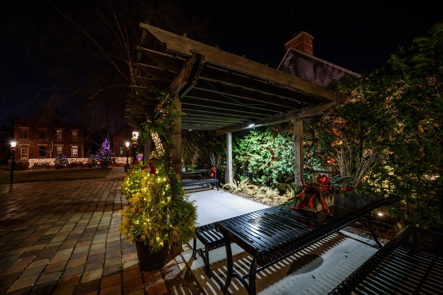 PHOTOS: Take a look at Columbus’ historic German Village all decked out for the holidays