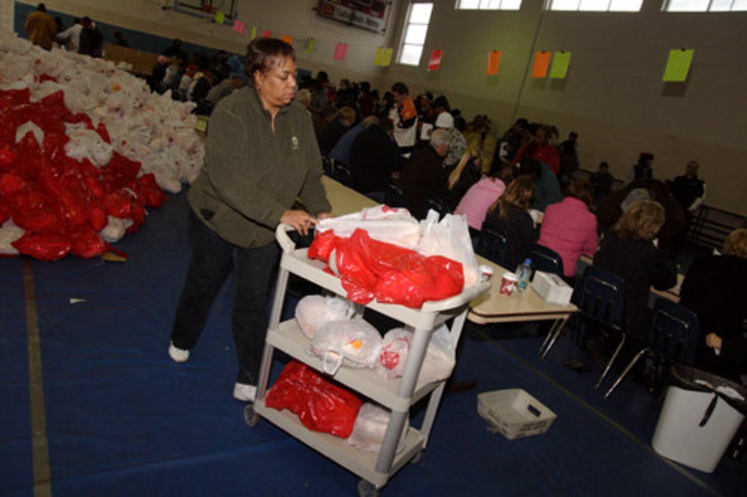 Salvation Army distributes free turkeys, gift cards