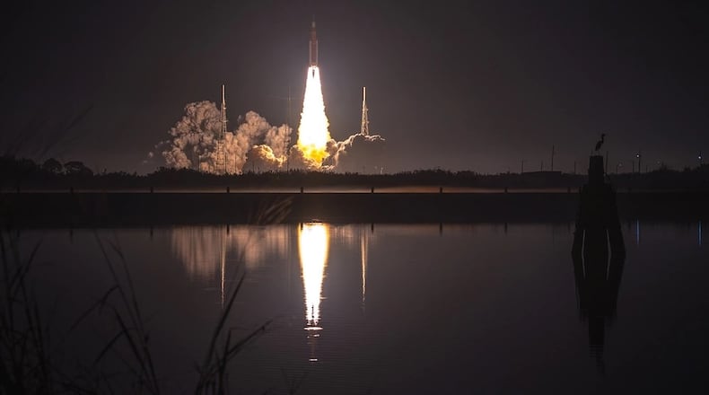 A NASA SLS launches the Artemis l mission from Space Launch Complex 39B at Kennedy Space Center, Fla., Nov. 16, 2022. U.S. Space Force photo by  Joshua Conti.