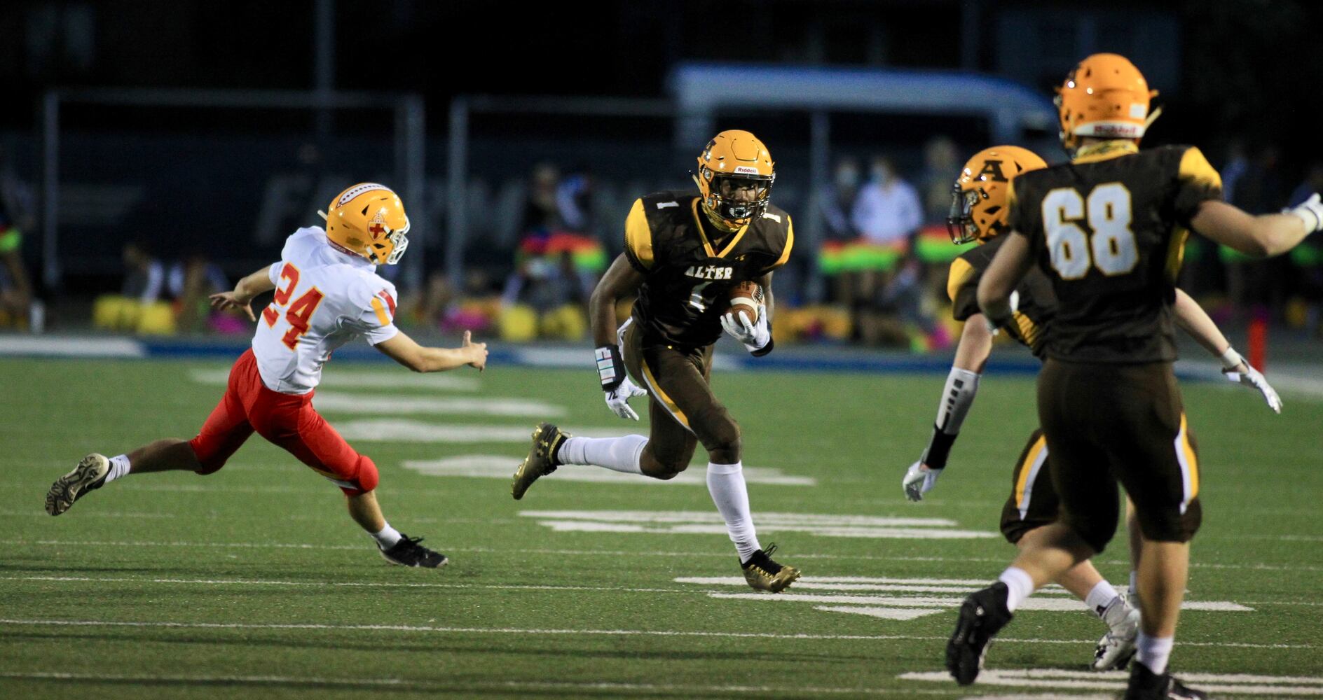 Photos: Alter vs. Fenwick