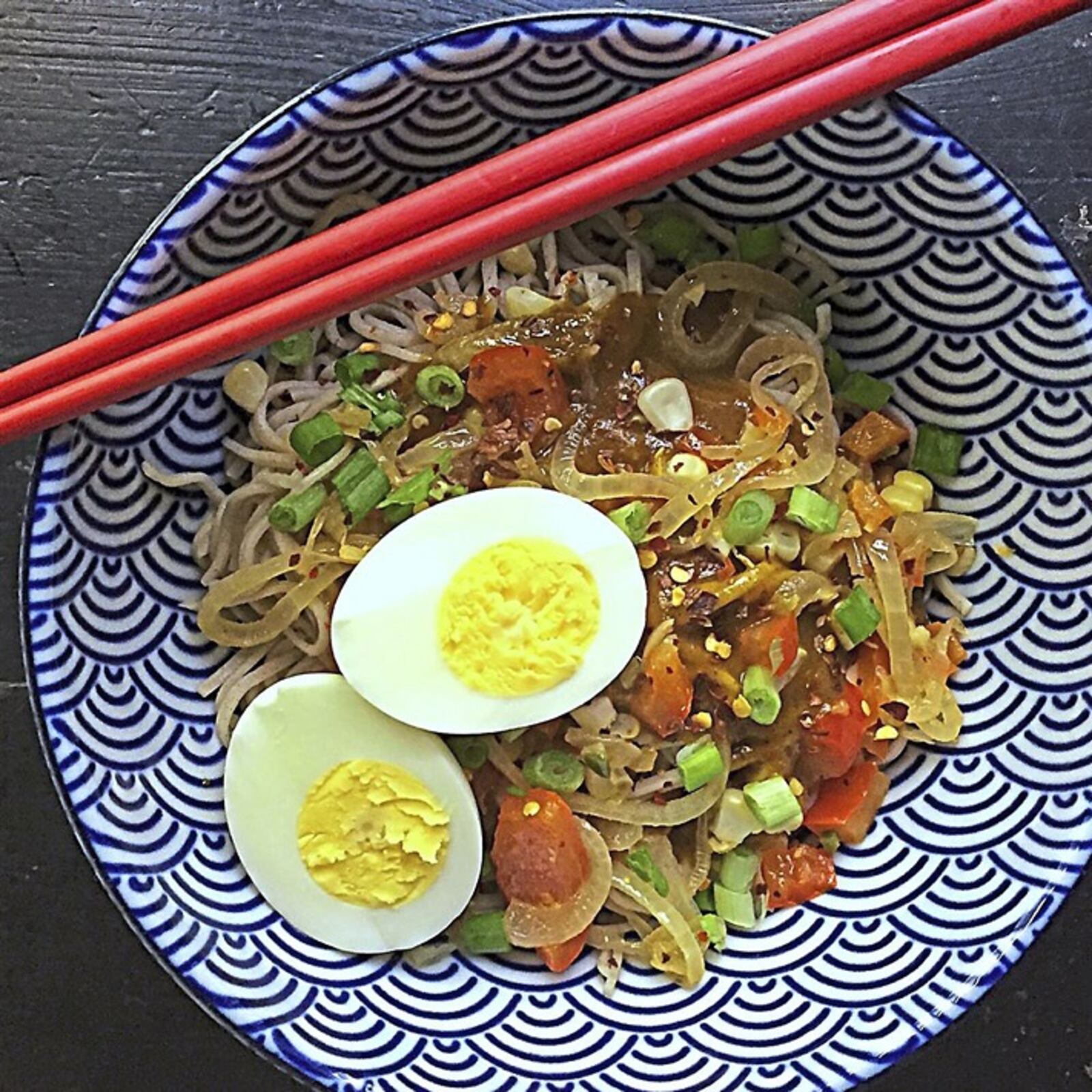 Buckwheat udon noodles are flavored with curry powder and garam masala.(Gretchen McKay/Pittsburgh Post-Gazette/TNS)