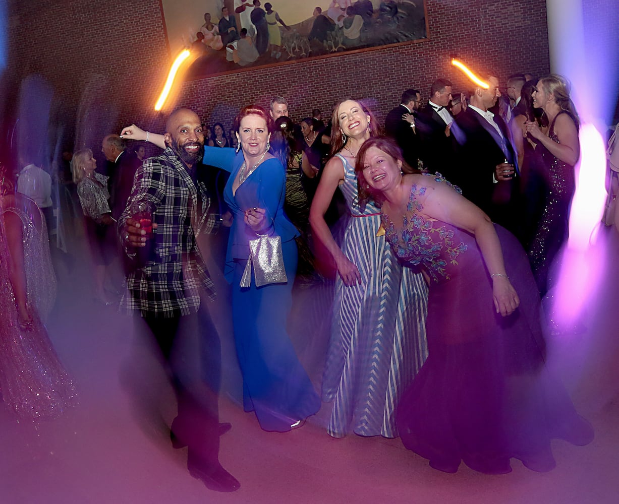 PHOTOS: Art Ball 2018, Dayton’s red carpet night